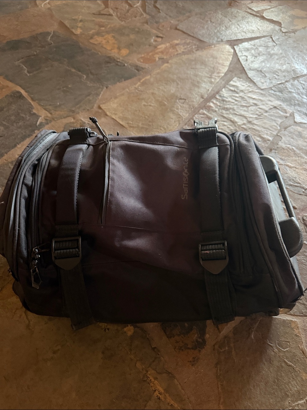 Samsonite Men's Duffel Rolling Carry On